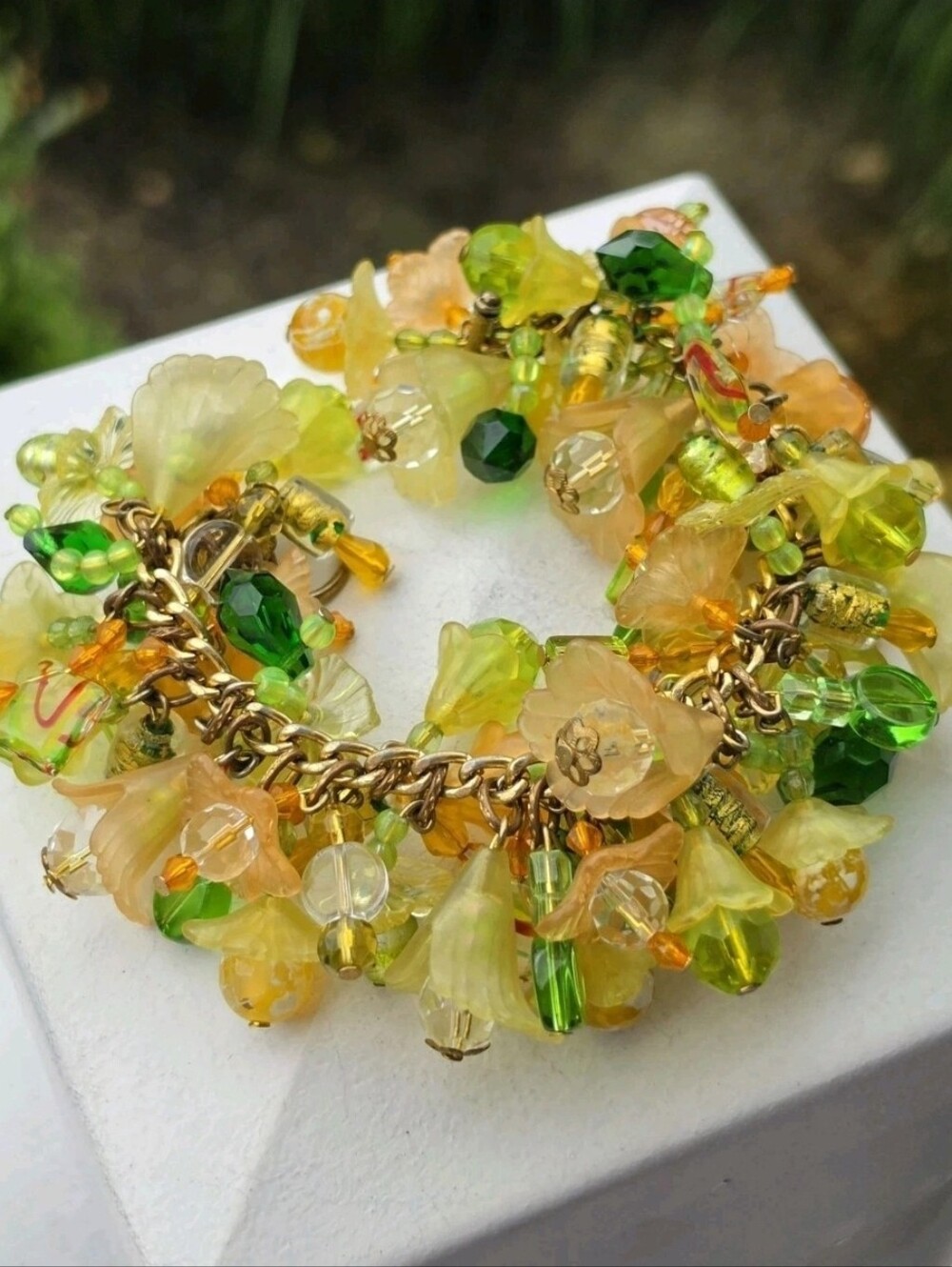Vintage Tutti Frutti Cha Cha Bracelet Frosted Lucite Flowers Glass Beads 8”
